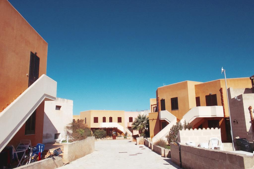 Favignana Casa Vacanze Villa Esterno foto