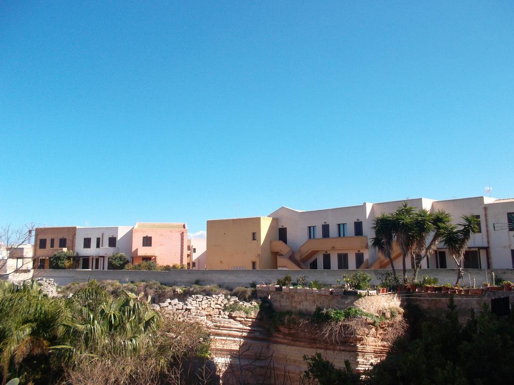 Favignana Casa Vacanze Villa Esterno foto